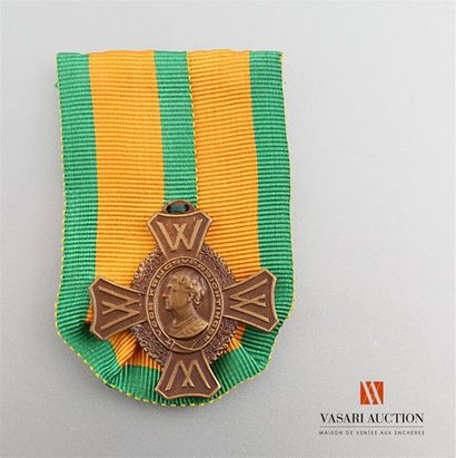 null Pays bas - Médaille commémorative de la guerre 39-45, TBE
