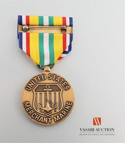 null Etats Unis d'Amérique - Mediterranean middle east war zone medal , 35 mm, T...