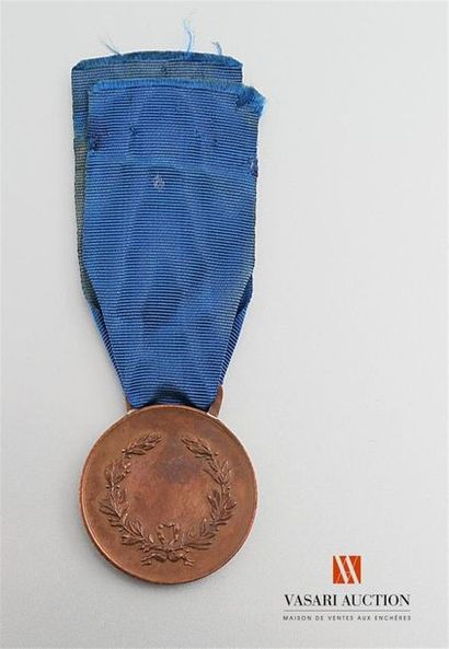 null Royaume d'Italie - Médaille de la valeur militaire, al valore militare, cuivre,...