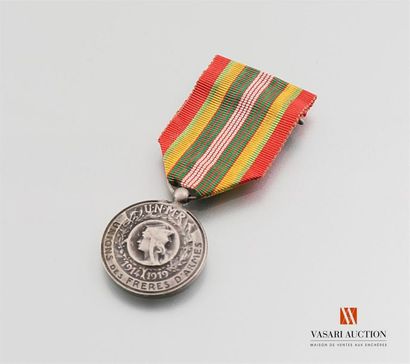 null UNMR (Union nationale des médecins de réserve) - Médaille commémorative Union...