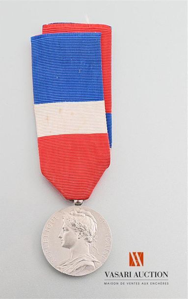 null France, Ministère du travail et de la sécurité sociale, 1951 - Médaille du travail,...