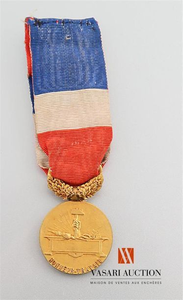 null France - Médaille du travail, échelon or, ruban avec rosette et palmes, ruban...