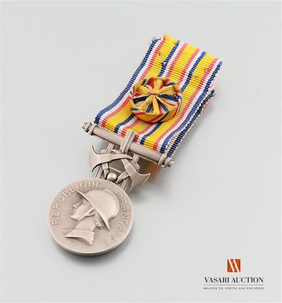 null France - Médaille d'honneur des sapeurs pompiers, ministère de l'intérieur hommage...