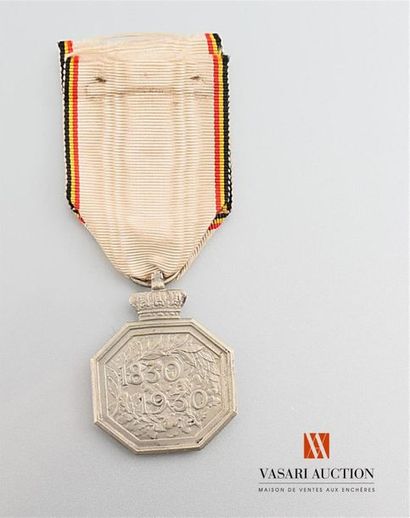 null 
Belgique - Médaille commémorative du centenaire de l'indépendance nationale...