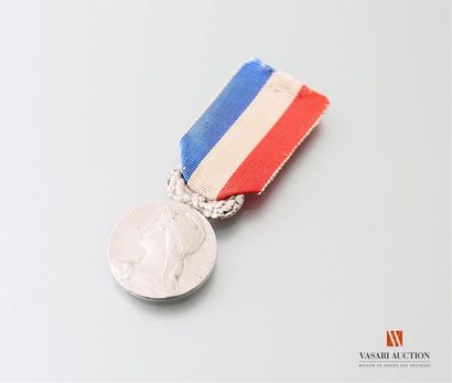 null Annam Indochine, médaille d'honneur du Ministère des colonies, argent 27 mm,...