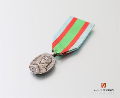 null France: médaille des combattants de l'Argonne et du Vauquois, par Becker, bélière...
