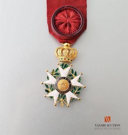 null France: Ordre de la Légion d'Honneur, étoile d'officier, or, 41 mm, chocs aux...
