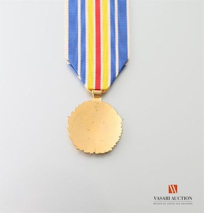 null France: médaille des blessés de guerre, TTB

