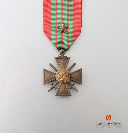 null France: croix de guerre 1939, ruban avec étoile de bronze, TTB
