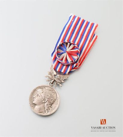 null France: médaille d'honneur des postes et télécommunications, échelon argent,...