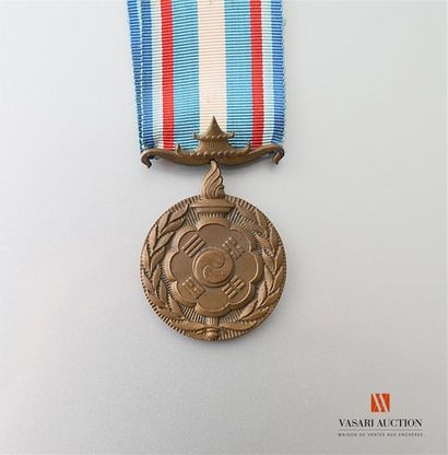null France - Médaille commémorative francaise des opérations de l'organisation des...