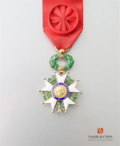 null Ordre de la Légion d'Honneur, étoile d'officier , vermeil, 38 mm, ruban 37 mm,...