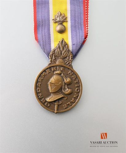 null Gendarmerie nationale - Médaille d'honneur, courage discipline, bronze, 32 mm,...