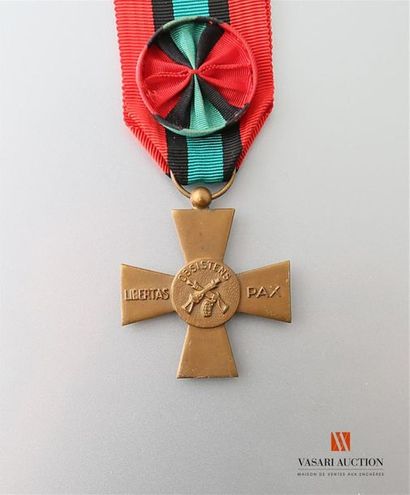 null Croix de la résistance Libertas Obsistens Pax (liberté résistance paix) - Insigne...