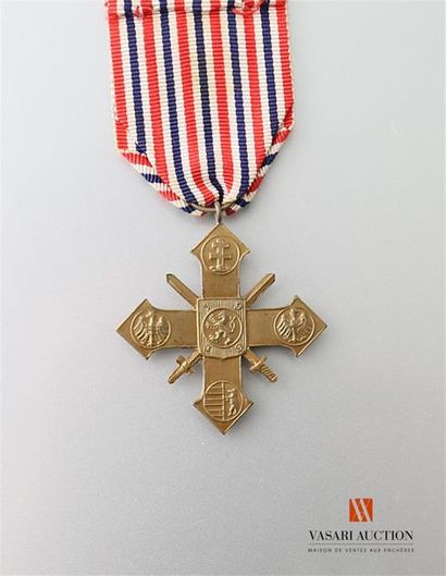 null Tchécoslovaquie - Croix de guerre 1939-1945, TBE
