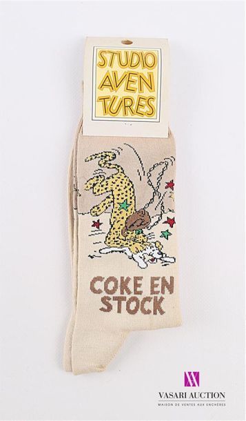 null HERGÉ - Studio aventures 
Paire de chaussettes " Coke en Stock" beige
Taille...