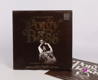 null GEORGE GERSHWIN'S - Porgy and Bess
3 Disques 33T sous coffret 
Label : RCA RL...