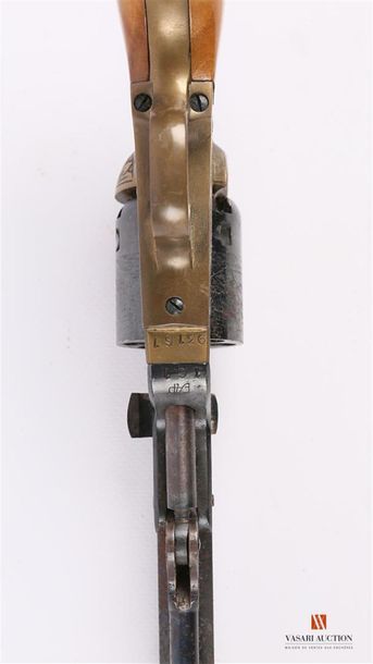 null Revolver type Colt Navy 1851 - cal. 36 - bati laiton gravé - canon octogonal...