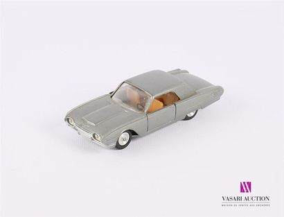null SOLIDO (FRANCE)
FORD (USA) THUNDERBIRD - Ref 128 - couleur grise - 1/43ème
(bon...