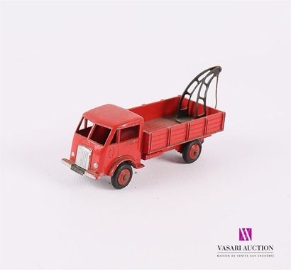 null DINKY TOYS (FR)
DINKY SERVICE - couleur rouge
(usures, sans boite)