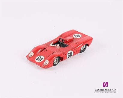 null DINKY TOYS (FR)
FERRARI 312P - 1432 - couleur rouge
(usures, sans boite)