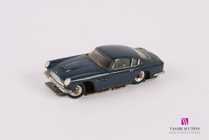 null SOLIDO (FRANCE)
ASTON MARTIN DB4- couleur bleue
(accidents, manques, repeints,...