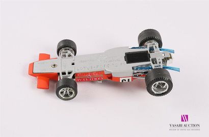 null MEBETOYS (ITALIE)
LOTUS FORD 72 F1 Granprix - couleur orange - échelle 1/28ème
(petites...