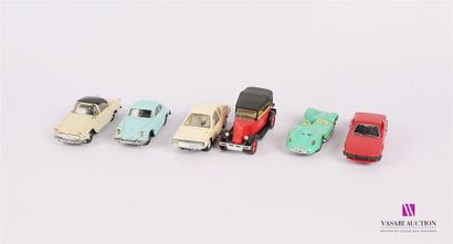 null NOREV (FRANCE)
Lot de six véhicules en plastique : Porsche Carrera 1500 - Simca...