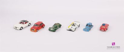 null DIVERS MARQUES
Lot de six véhicules : Mini racing Chevron - Renault T5 Turbo...
