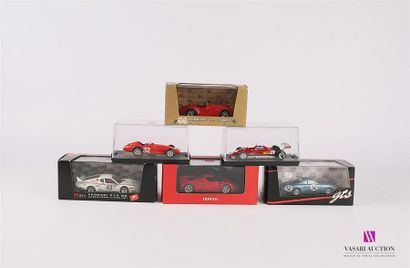 null BRUMM - GTS - IXO
Lot de six véhicules - échelle 1/43 : Ferrari Enzo 2002 -...