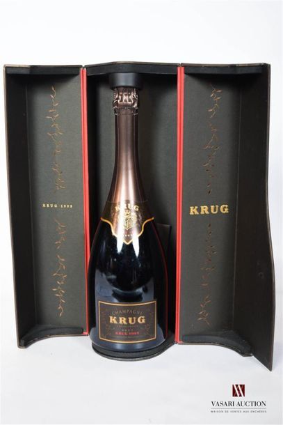 null 1 Blle	Champagne KRUG Brut		1995
	Présentation et niveau, impeccables. Etui...