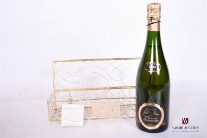 null 1 Blle	Champagne CATTIER Brut "Le Sésame" par Pascal Morabito		1998
	Bouteille...