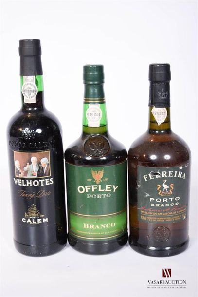 null Lot de 3 bouteilles comprenant :		
1 bouteille	PORTO Calem Tawny Porto "Velhotes"...