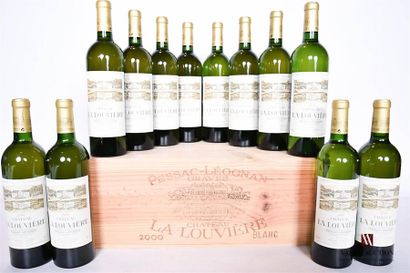 12 bouteilles	CHÂTEAU LA LOUVIÈRE	Graves...