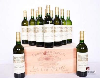 null 12 bouteilles	CHÂTEAU LA LOUVIÈRE	Graves blanc	1999
	Et. impeccables. N : mi/bas...