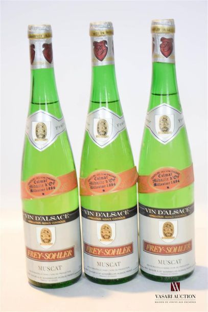 null 3 bouteilles	MUSCAT mise Frey-Sohler Vit.		1984
	Médaille d'Or à Colmar. Et....