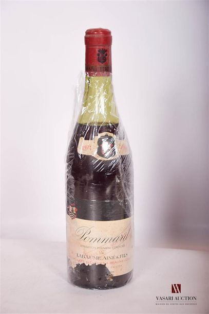 null 1 bouteille	POMMARD mise Labaume Ainé & Fils		1971
	Et. un peu tachée et un...