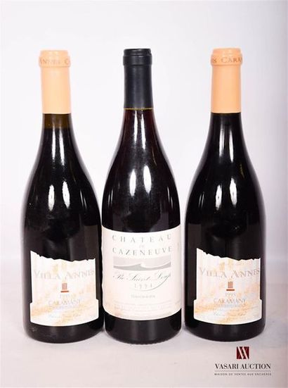 null Lot de 3 bouteilles comprenant :		
1 bouteille	PIC ST LOUP mise Château de Cazeneuve		1994
2...