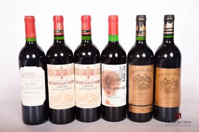 null Lot de 6 bouteilles comprenant :		
2 bouteilles	CHÂTEAU LA VIEILLE CURE	Fronsac	1998
2...
