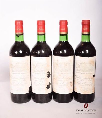 null 4 bouteilles	CHÂTEAU FALEYRENS	St Emilion GC	1976
	Et. fanées, tachées et un...