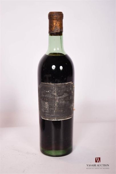 null 1 bouteille	CHÂTEAU GUIRAUD	Sauternes 1er CC	1942
	Et. très fanée et très usée,...