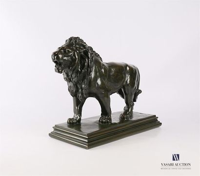 null BARYE Alfred (1839-1882), d'après
Lion rugissant
Bronze à patine verte
Signé...