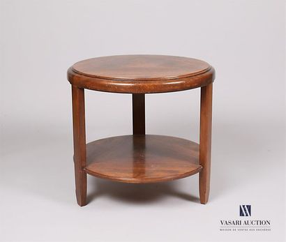 null MAJORELLE Louis (1859-1926)
Table basse de forme ronde en bois naturel. Elle...