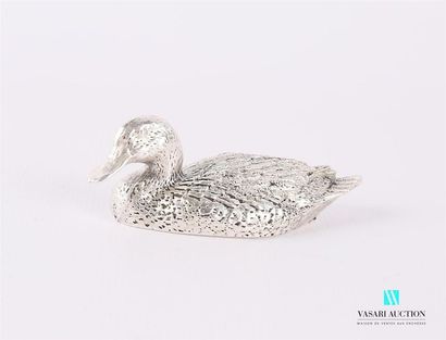 null Sujet en argent figurant un canard.
Long. : 7 cm - Poids : 134,98 g 