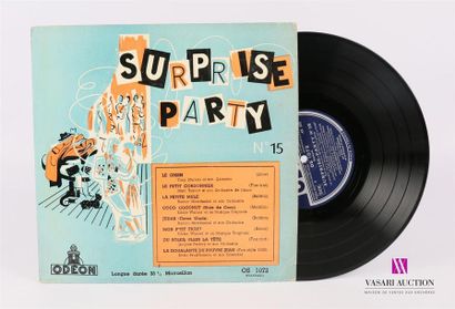 null SURPRISE PARTY - 
1 Disque 33T sous pochette cartonnée (Diam. : 25 cm)
Label...