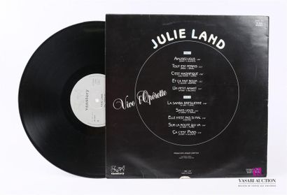 null JULIE LAND - Vive l'operette
1 Disque 33T sous pochette cartonnée
Label : VANSTORY...