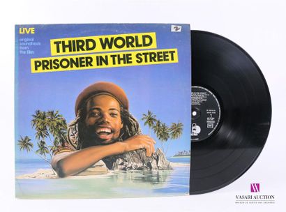 null THIRD WORLD PRISONER IN THE STREET - Live
1 Disque 33T sous pochette cartonnée...