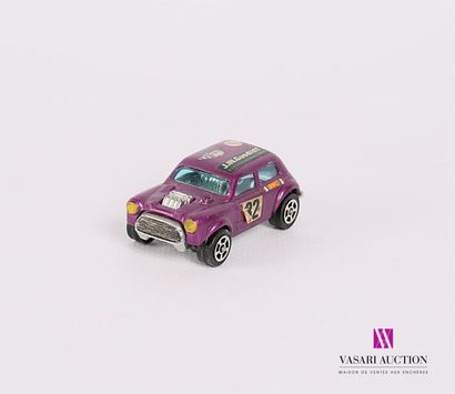 null CORGI JUNIORS (GB)
MINI COOPER 1300 - couleur violette
(assez bon état)
