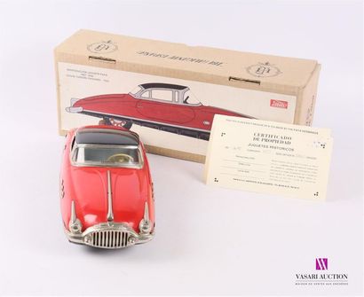 null PAYA (ESPAGNE)
Packard 1950 en tôle peinye noir et rouge - Réf 3698
Dans sa...