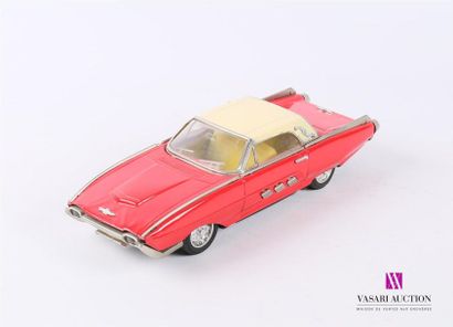 null Ford Thunderbird en tôle rouge/toit créme
Modèle de 1963
(usures, plateau de...